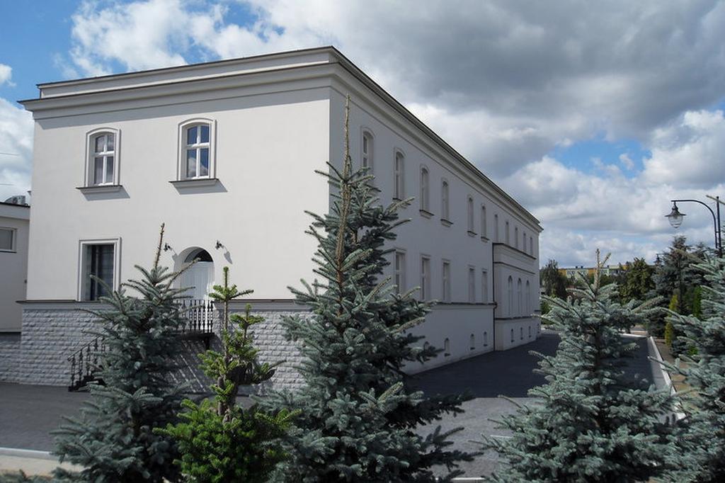 לינה וארוחת בוקר סווראוץ' Palazzo Adler מראה חיצוני תמונה